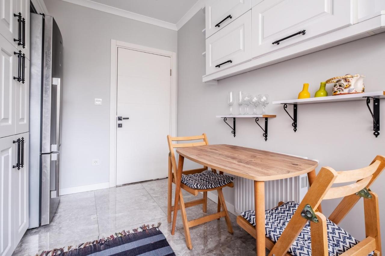 이스탄불 Vibrant Flat With Balcony In Maltepe 아파트 외부 사진